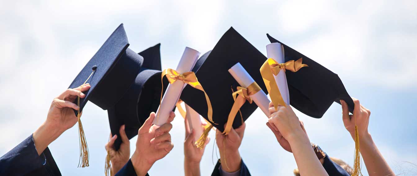 Lo que los reclutadores buscan en un recién egresado: Guía para destacar en el mercado laboral