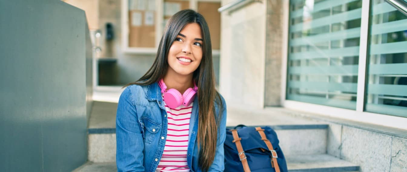 Inscríbete a la UVM en febrero y obtén beneficios especiales